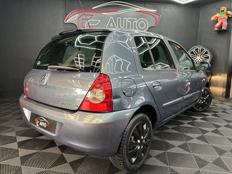 RENAULT CLIO II 2010