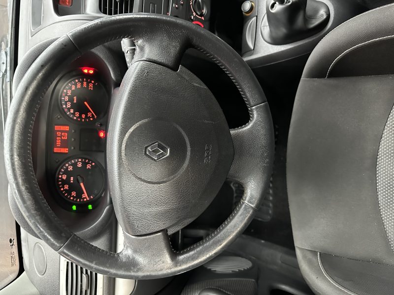 RENAULT CLIO II 2010