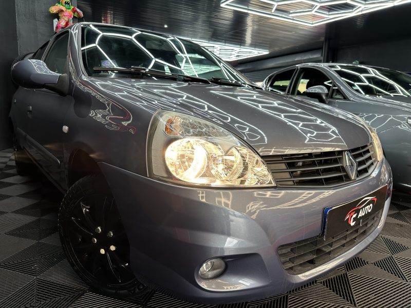 RENAULT CLIO II 2010