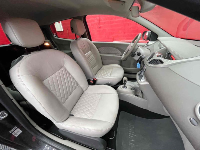 RENAULT TWINGO II 2012