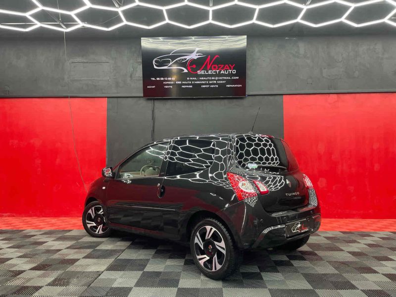 RENAULT TWINGO II 2012