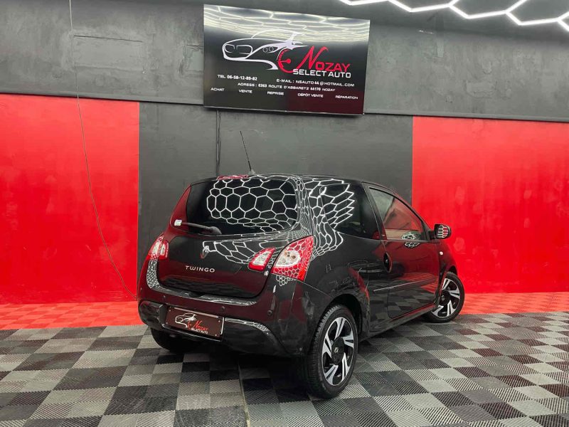 RENAULT TWINGO II 2012