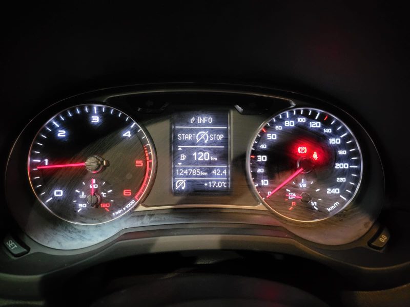 AUDI A1 Sportback 90 cv Ultra AMBIENTE CLIMATISATION / GPS / RADAR AR 2015