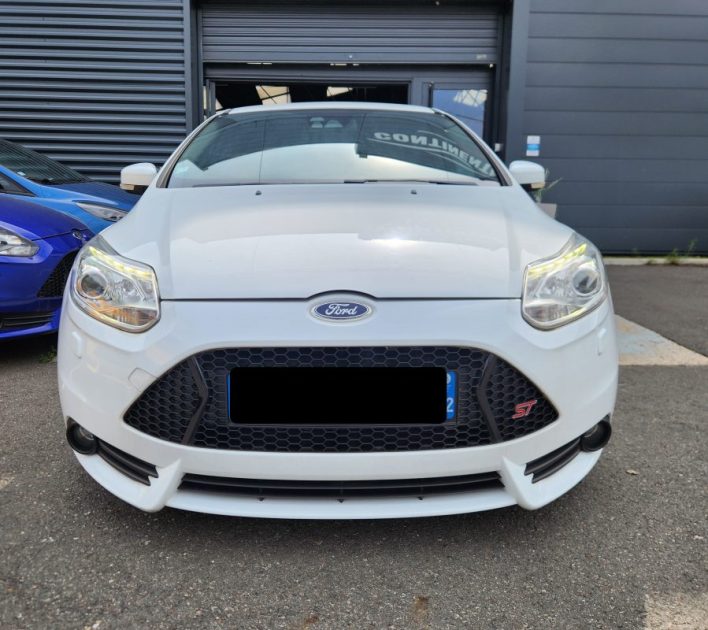 Ford FOCUS ST III 2.0 ECOBOOST 250 ST 5P