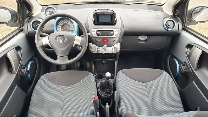 TOYOTA AYGO 2013
