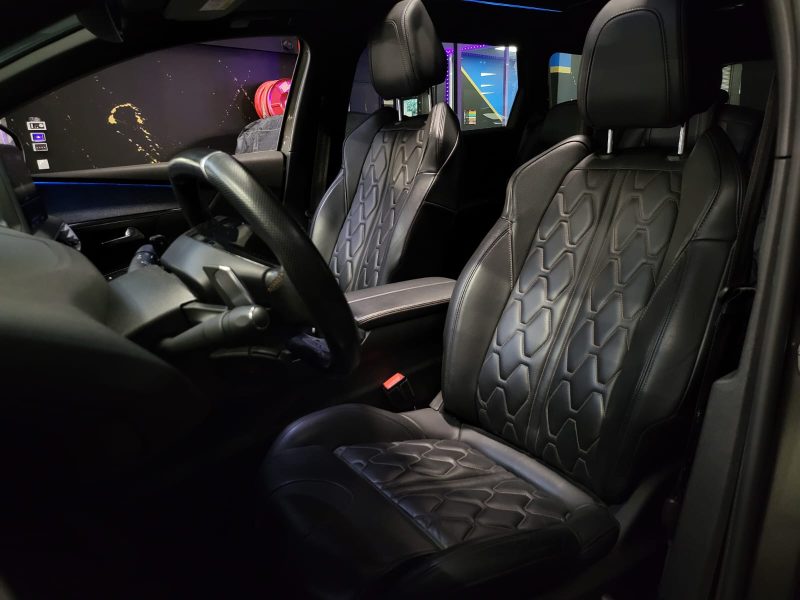 PEUGEOT 5008 1.6 THP 180cv EAT8 GT LINE / SUIVI COMPLET PEUGEOT / TOIT OUVRANT / CUIR ELEC ET C