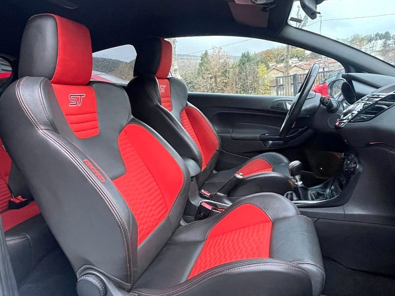 FORD FIESTA 1.6 ECOBOOST 182 ST 3P