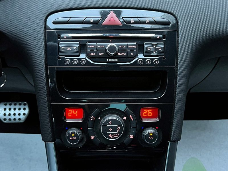 PEUGEOT 308 COUPE CABRIOLET PHASE 2 FELINE 1.6 THP 156 BOITE AUTO CUIR GPS BLUETOOTH XENONS 