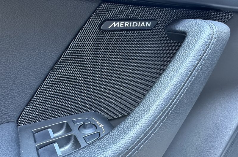 JAGUAR F-Type Coupe 3.0 V6 381 R-Dynamic*PANO*MERIDIAN*CAMERA*