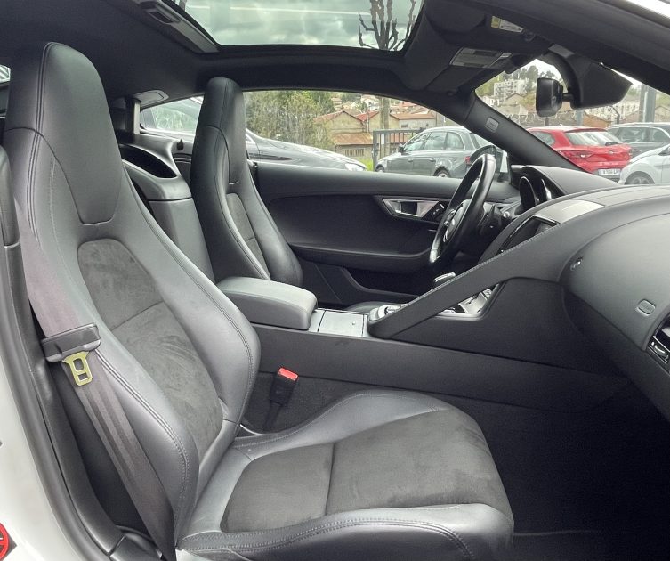 JAGUAR F-Type Coupe COUPE 3.0 V6 340 BVA8*PANO*GPS*CAMERA*