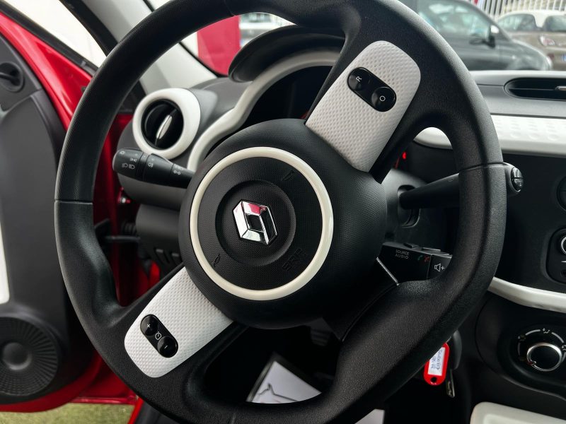 RENAULT TWINGO III 2015