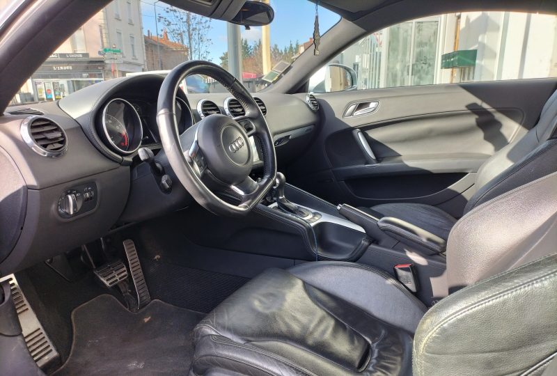 AUDI TT QUATTRO 3.2 V6