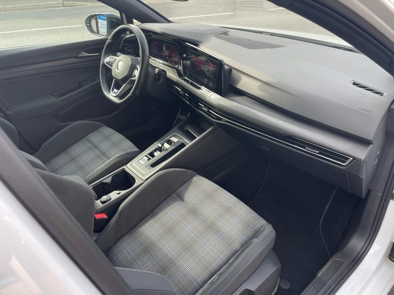 VOLKSWAGEN GOLF GTE 2021