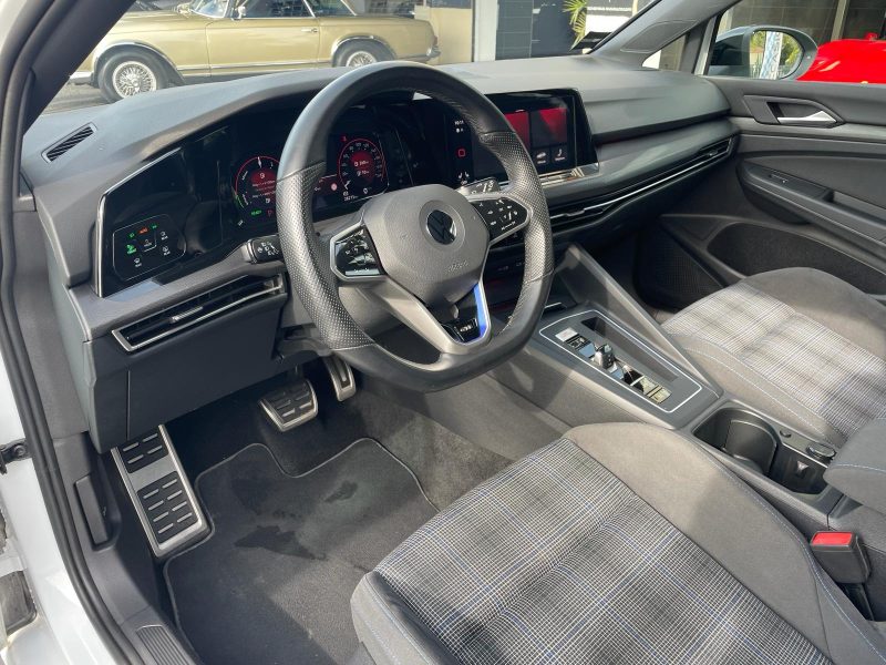 VOLKSWAGEN GOLF GTE 2021