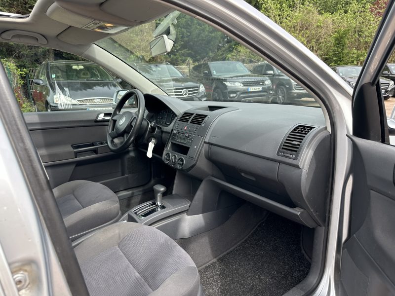 VOLKSWAGEN POLO 2003