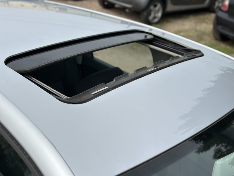 VOLKSWAGEN POLO 2003