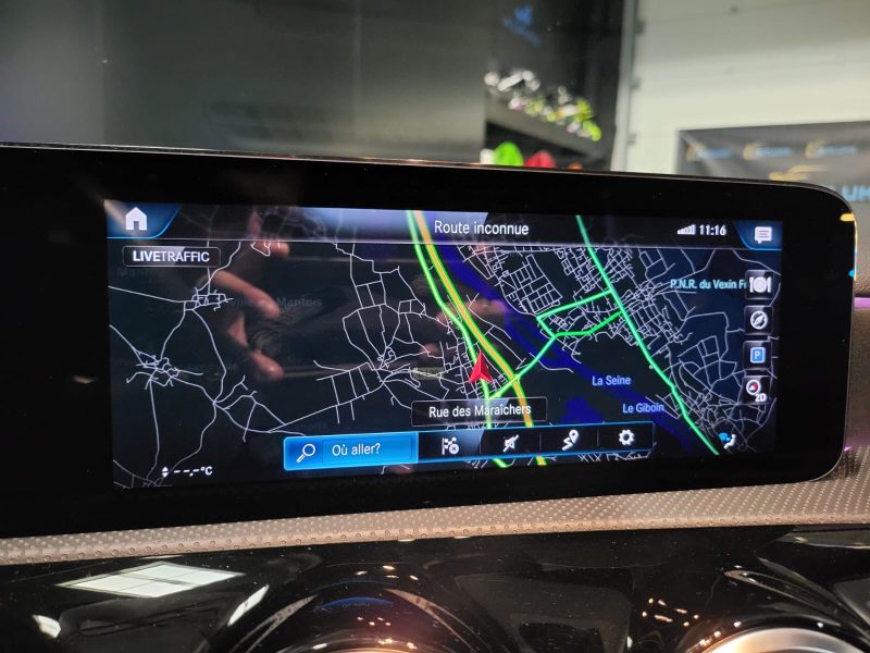 MERCEDES-BENZ CLASSE A 250e EQ-Power 218/158cv AMG Line BVA 8G-DCT