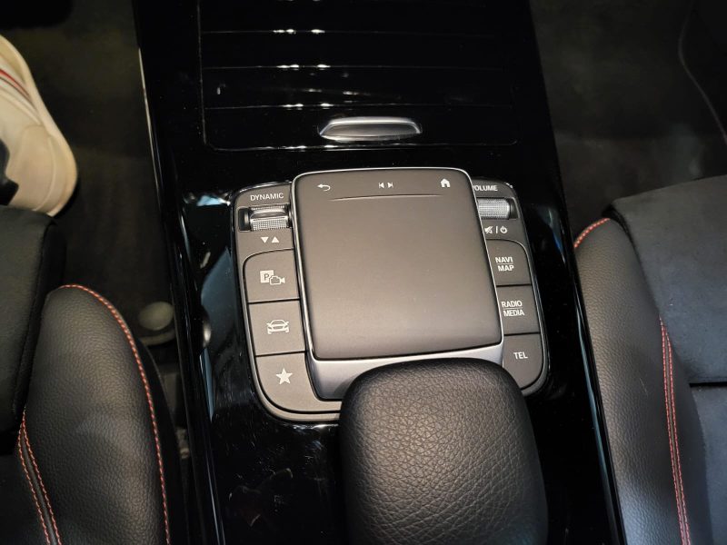 MERCEDES-BENZ CLASSE A 250e EQ-Power 218/158cv AMG Line BVA 8G-DCT