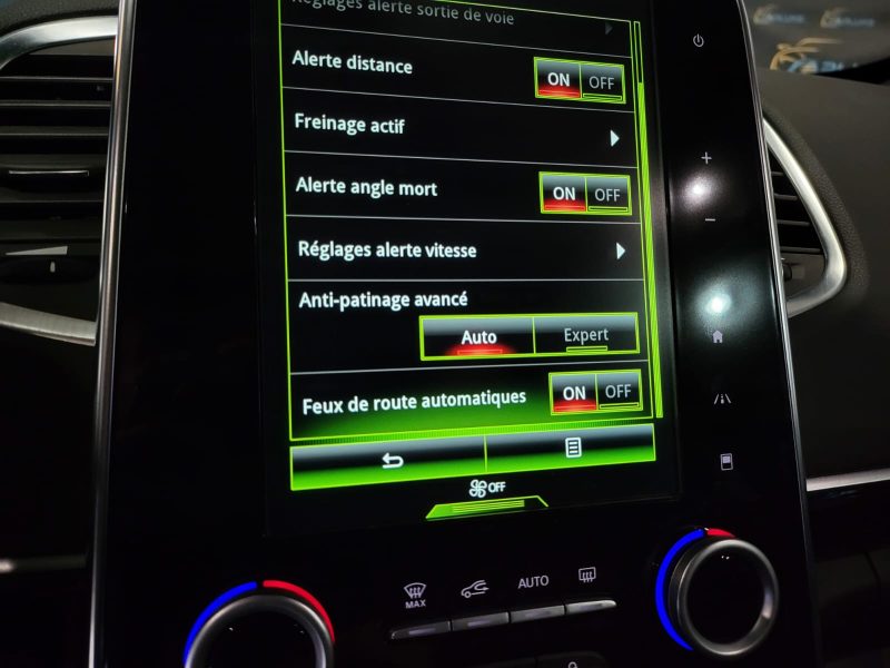 1.6 TCe 200 cv / INTENS / CARPLAY / SIEGES ELECTRIQUE / TOIT PANO