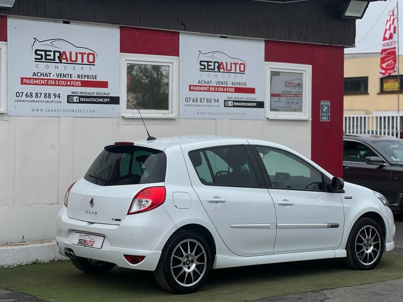 RENAULT CLIO III 2012