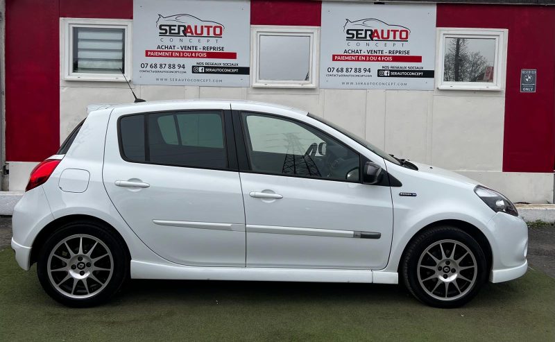 RENAULT CLIO III 2012