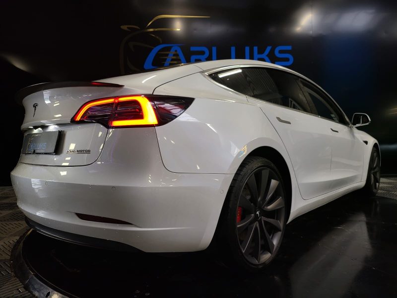 TESLA MODEL 3 PERFORMANCE 490CV DUAL MOTORS / CUIR VEGETAL BLANC / TOIT PANORAMIQUE / SIEGE ELEC ET 