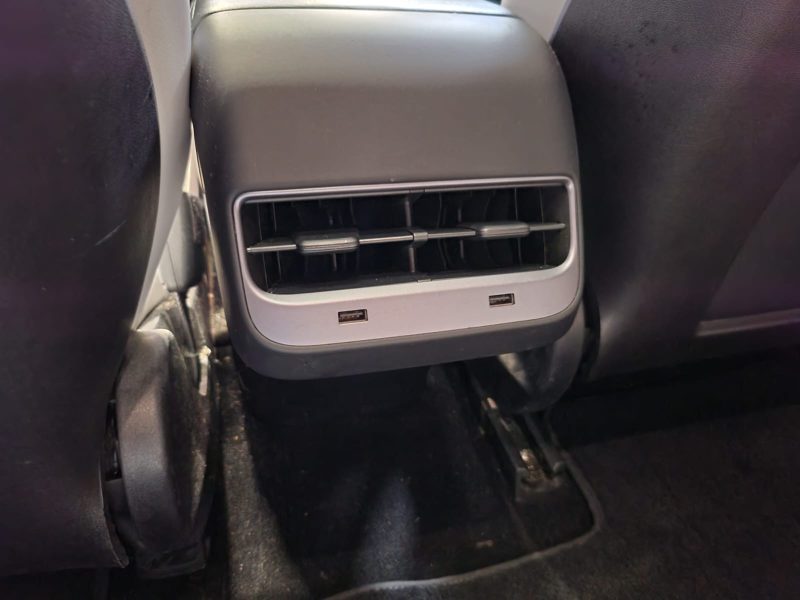 TESLA MODEL 3 PERFORMANCE 490CV DUAL MOTORS / CUIR VEGETAL BLANC / TOIT PANORAMIQUE / SIEGE ELEC ET 