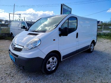 OPEL VIVARO A Camionnette 2011