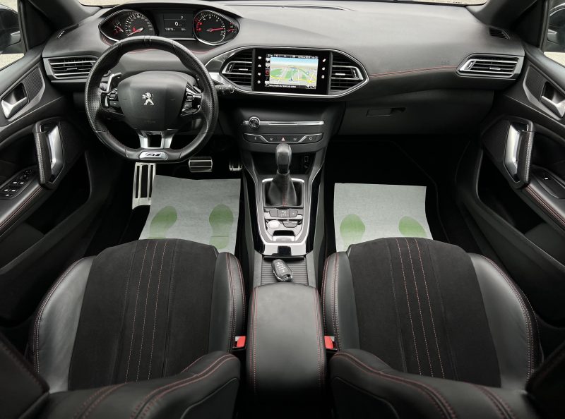 PEUGEOT 308 II SW BREAK GT 2.0 BLUE HDI 180 BOITE AUTO TOIT PANO CUIR ALCANTARA CAMERA Garantie 1 an