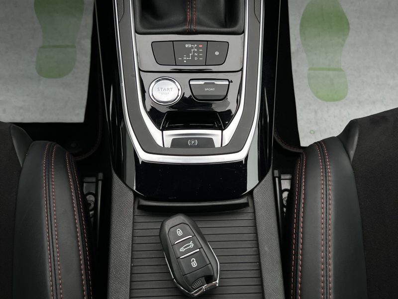 PEUGEOT 308 II SW BREAK GT 2.0 BLUE HDI 180 BOITE AUTO TOIT PANO CUIR ALCANTARA CAMERA Garantie 1 an