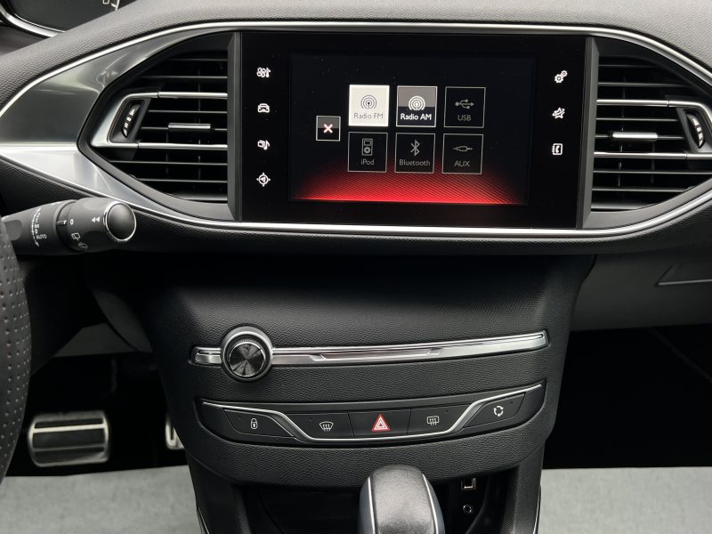 PEUGEOT 308 II SW BREAK GT 2.0 BLUE HDI 180 BOITE AUTO TOIT PANO CUIR ALCANTARA CAMERA Garantie 1 an