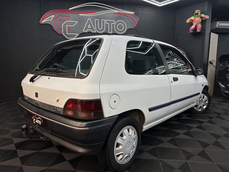 RENAULT CLIO I 1993