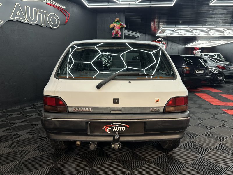 RENAULT CLIO I 1993