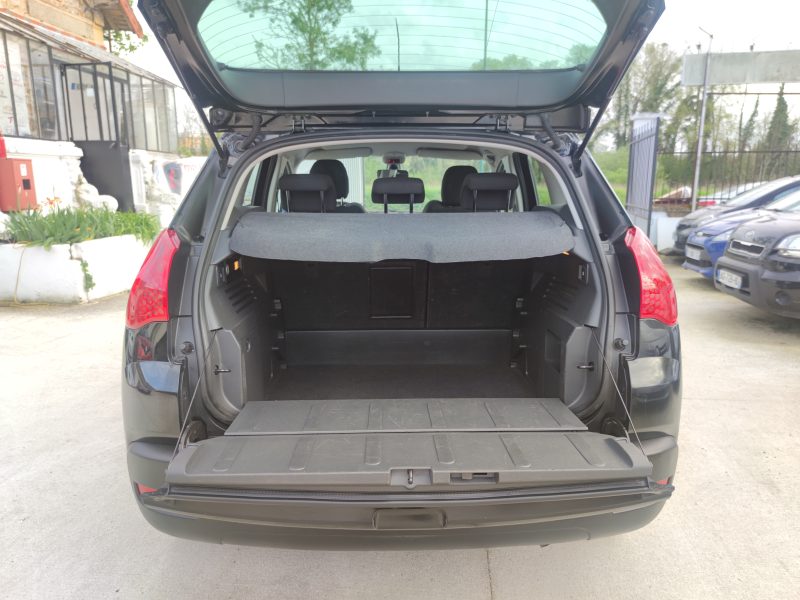 PEUGEOT 3008 Monospace 2012