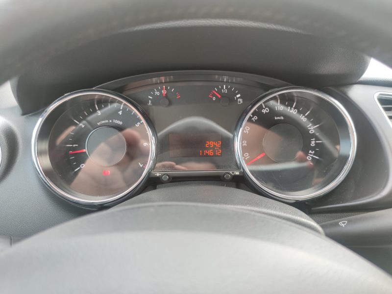 PEUGEOT 3008 Monospace 2012