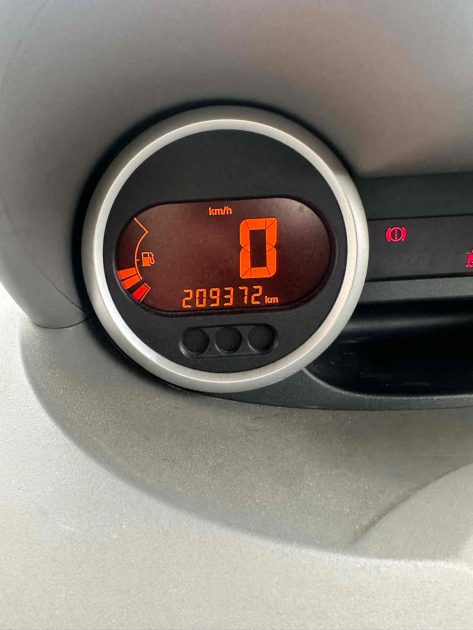 RENAULT TWINGO II 2008