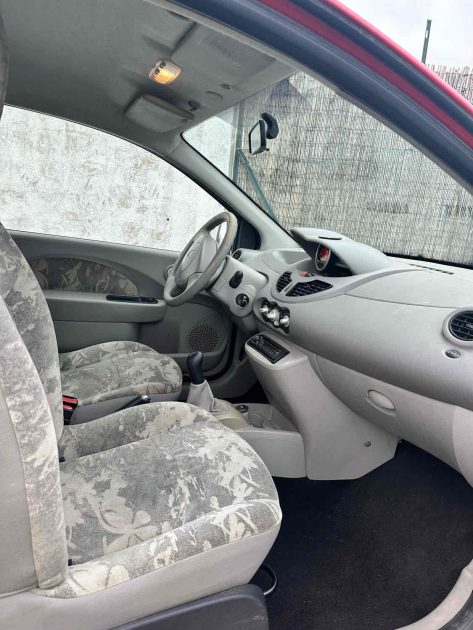 RENAULT TWINGO II 2008