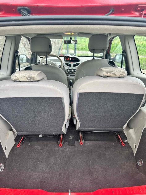 RENAULT TWINGO II 2008