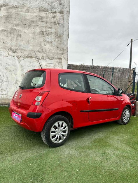 RENAULT TWINGO II 2008