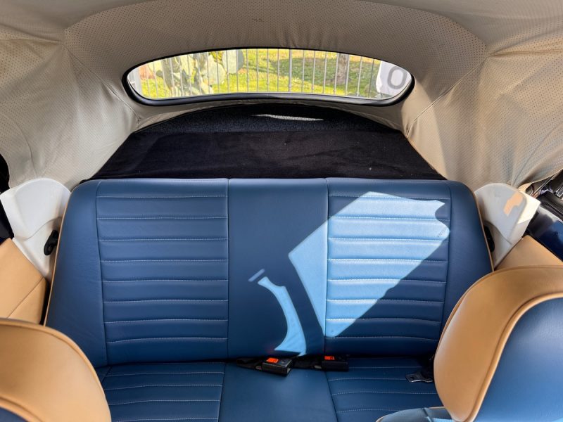 VOLKSWAGEN KAEFER Décapotable 