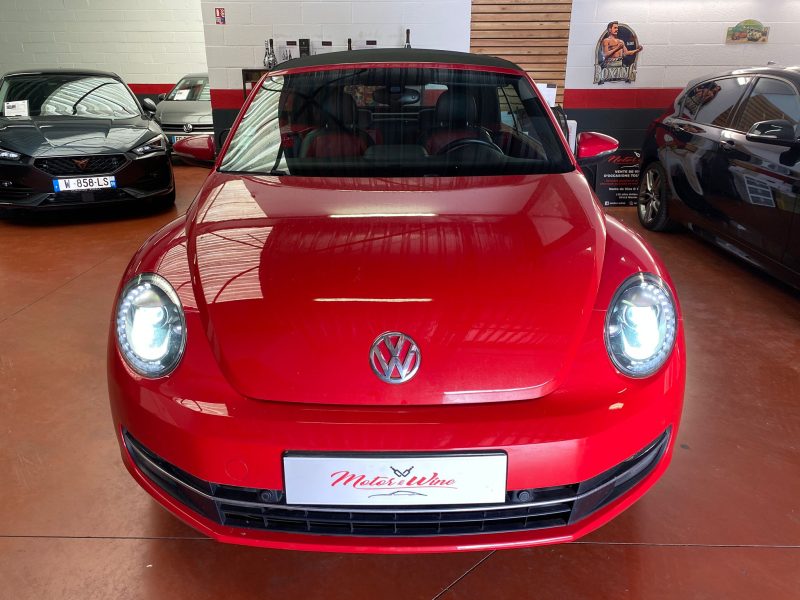 VOLKSWAGEN BEETLE 2013