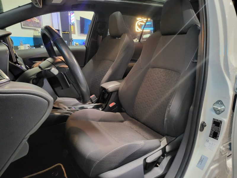 TOYOTA COROLLA TOURING SPORTS 180h 2.0 VVT-i 180/153cv Design Boîte Auto CVT