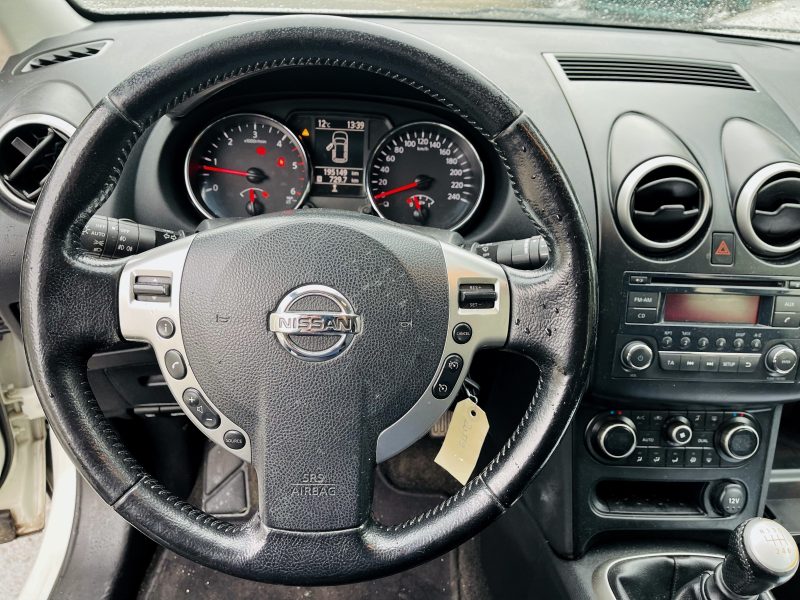 NISSAN QASHQAI  2012