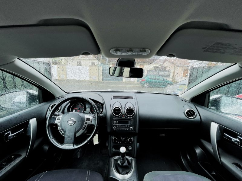 NISSAN QASHQAI  2012
