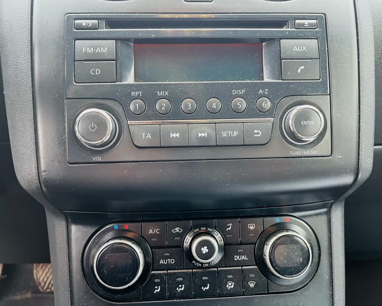 NISSAN QASHQAI  2012