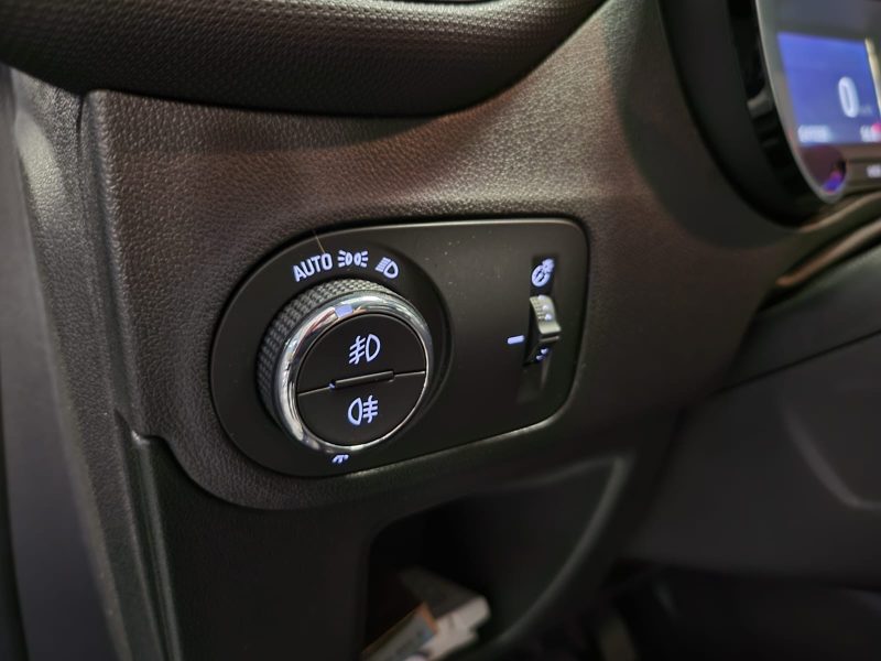 OPEL CROSSLAND X 1.2 TURBO 130CV INNOVATION / SIEGES CHAUFFANTS / VOLANT CHAUFFANT /CAMERA DE RECUL