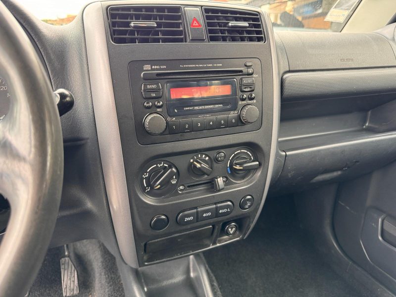 SUZUKI JIMNY 1.5 4x4 86 CV DDiS JLX