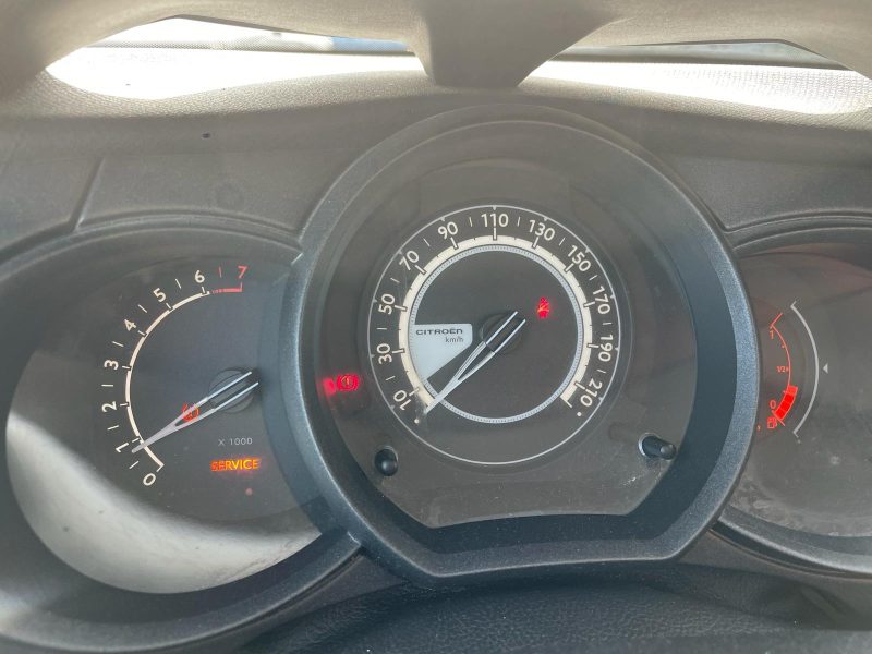 CITROEN C3 1.2L VTI 82CV FEEL EDITION