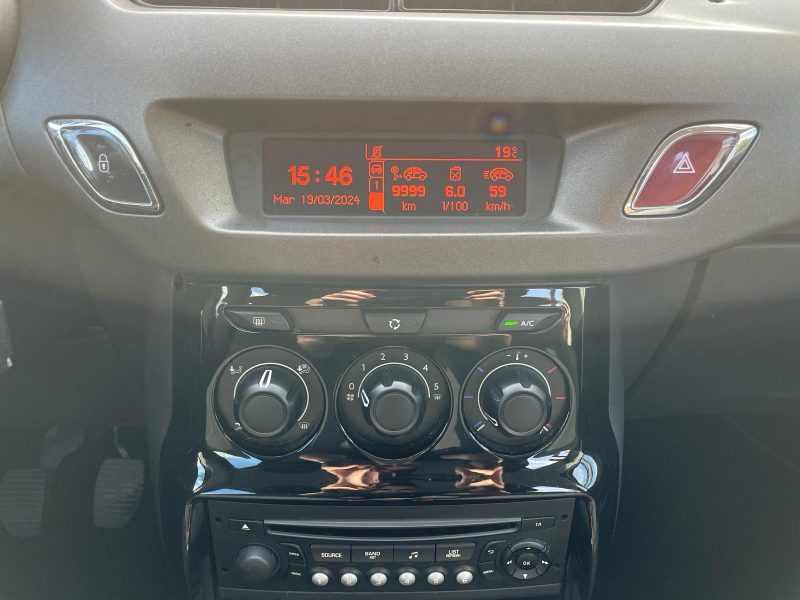 CITROEN C3 1.2L VTI 82CV FEEL EDITION