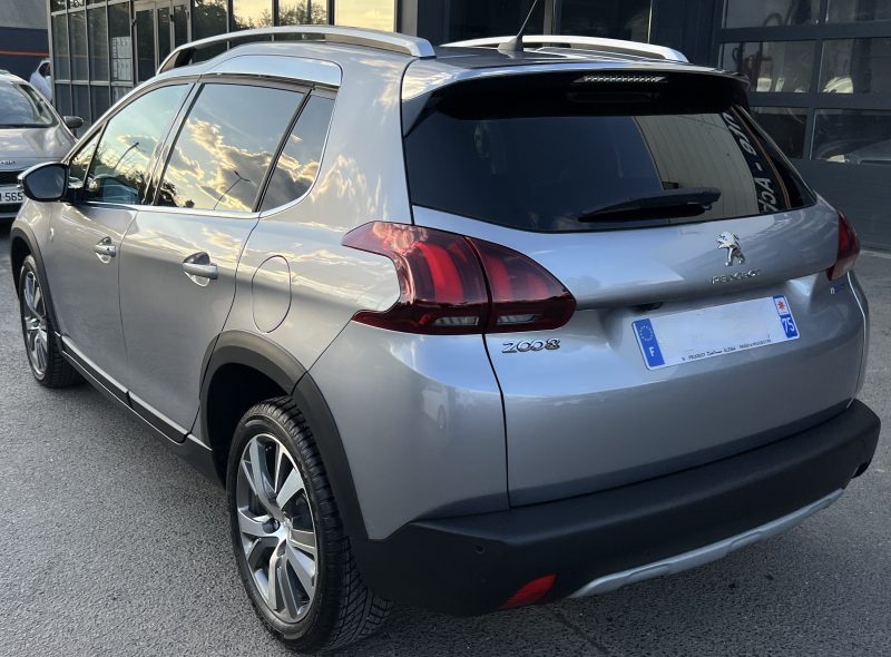 PEUGEOT 2008 PHASE 2 CROSSWAY 1.2 110 Cv 3.284 Kms BOITE AUTO 1ERE MAIN FULL OPTIONS - GARANTIE 1 AN